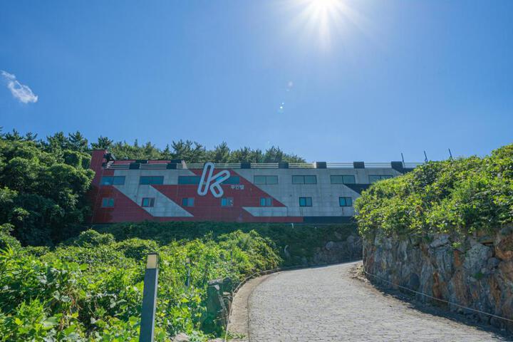 Geoje Island Sadeung K Self Check-in Motel
