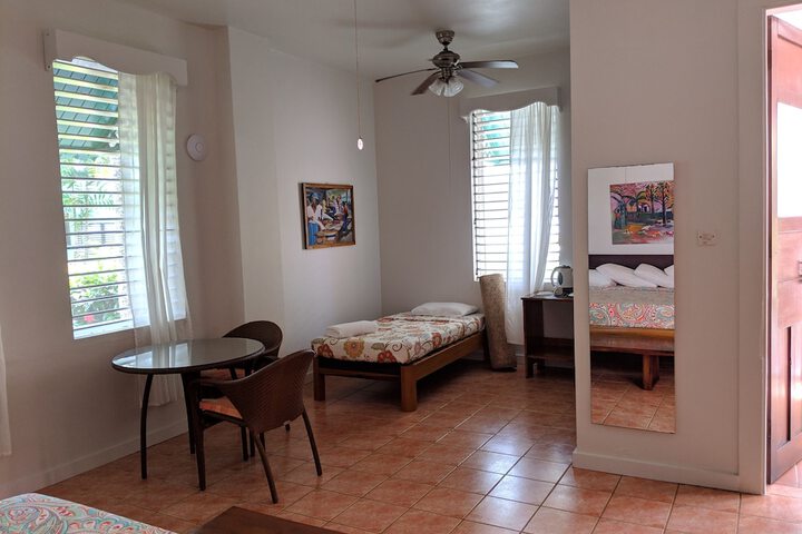 Room 6 of 83