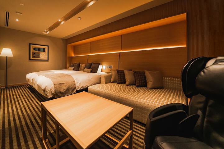 Room 9 of 45