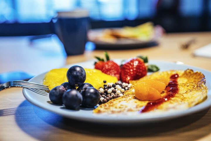 Breakfast/Coffee Service 77 of 92