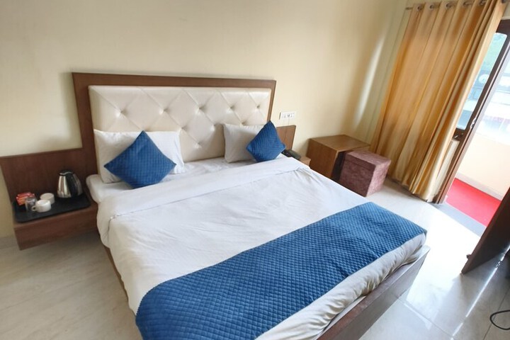 Room 7 of 15
