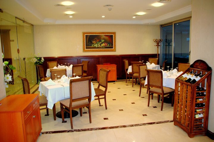 Dining 99 of 114