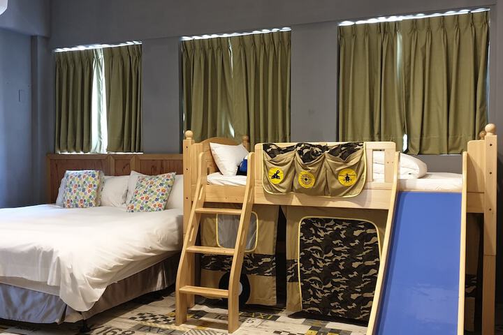 Room 16 of 74