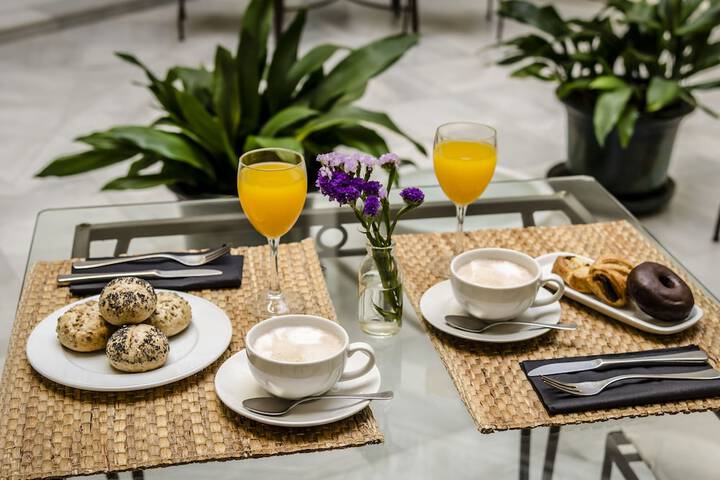 Breakfast buffet