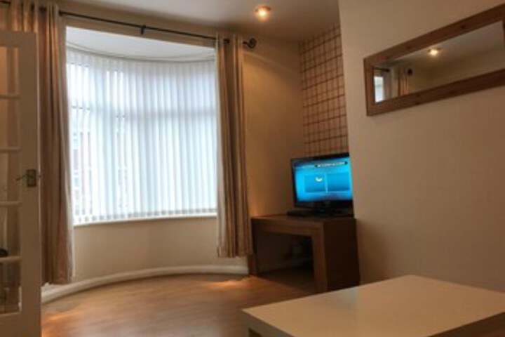 Lounge 20 of 39