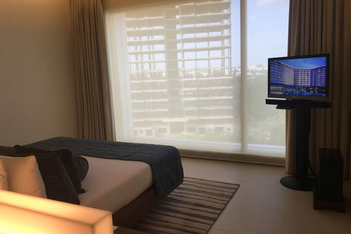 Room 3 of 31