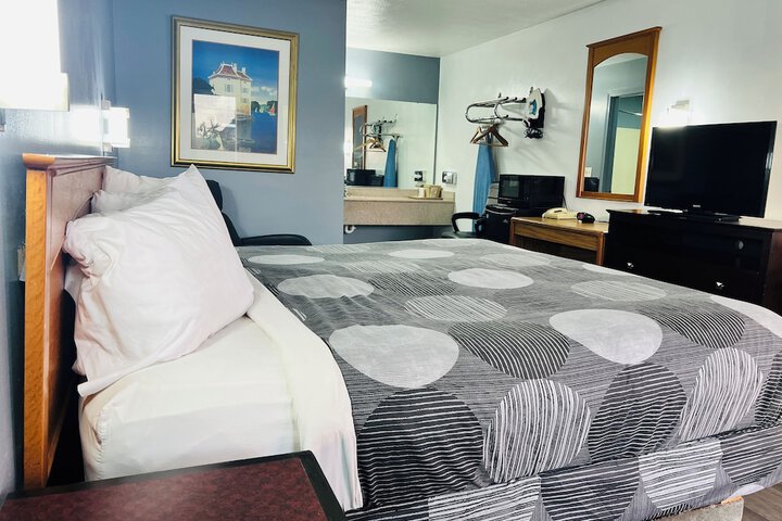 Room 14 of 54