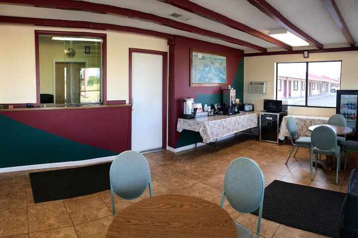 Hotel Interior 4 of 28