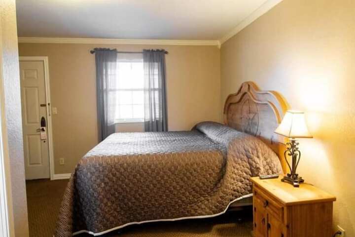 Room 3 of 14