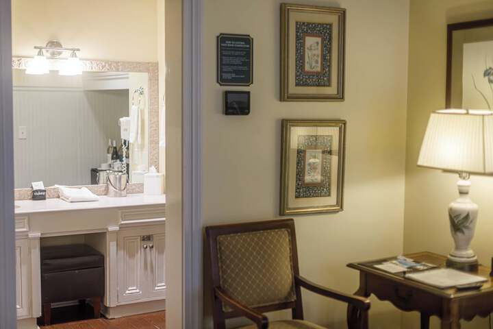 Room 59 of 207