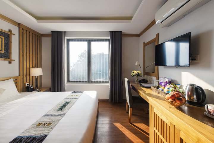 Room 45 of 122
