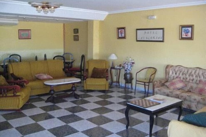 Room 25 of 62