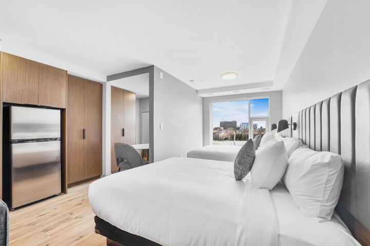 Room 9 of 17