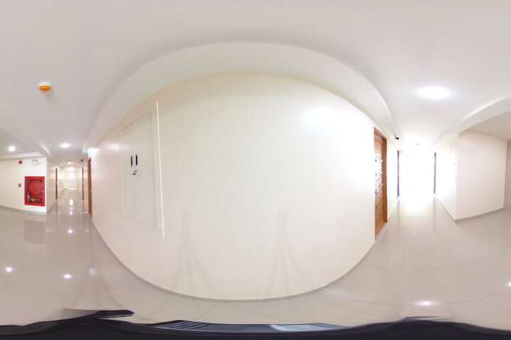 Ballroom/Hall 65 of 76