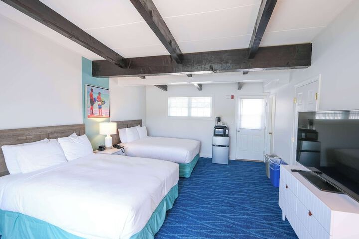 Room 15 of 127