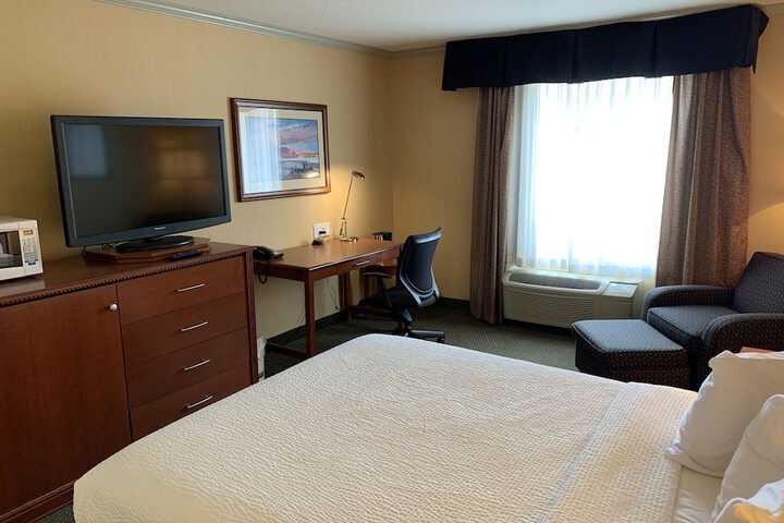 Room 21 of 74