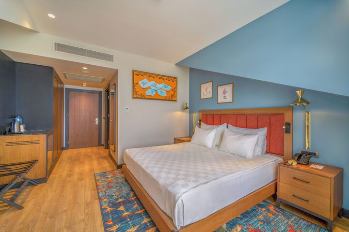 Room 12 of 75