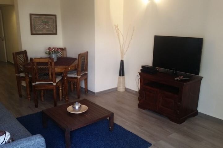 Room 4 of 32