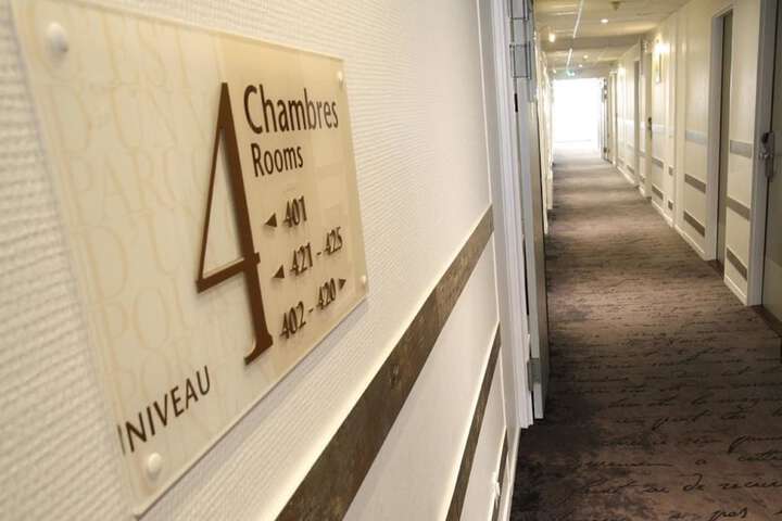 Room 14 of 50