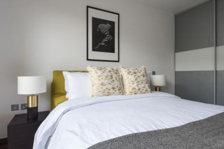 Room 5 of 23