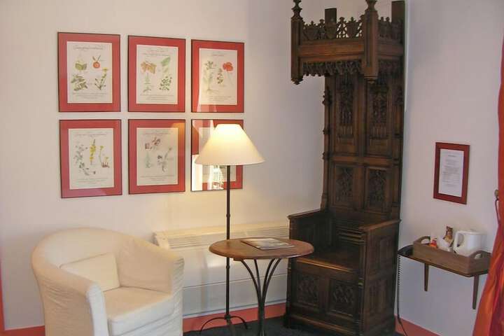 Room 26 of 62