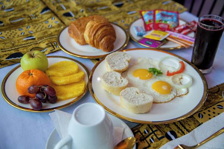 Breakfast/Coffee Service 97 of 110