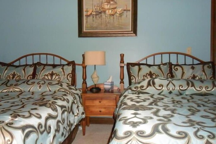 Room 6 of 48