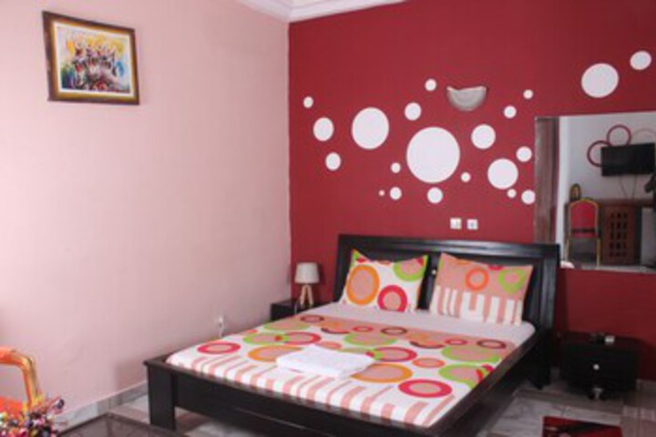 Room 19 of 38