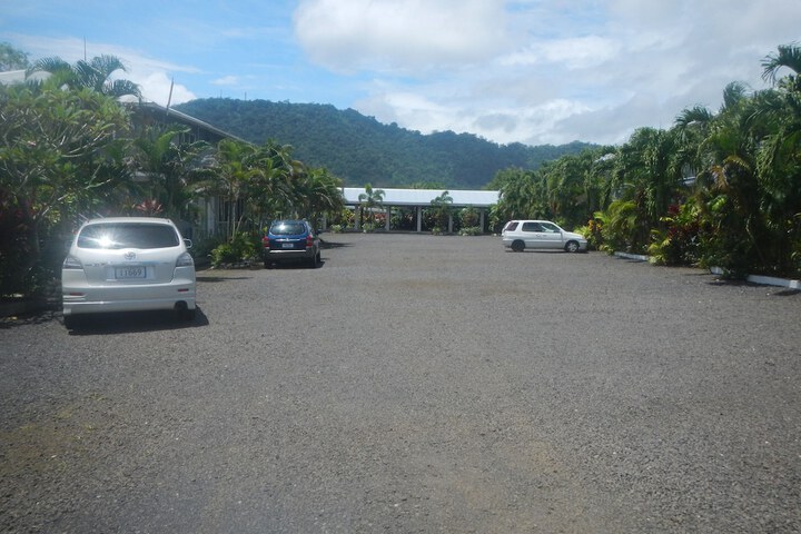 Property Grounds 114 of 128