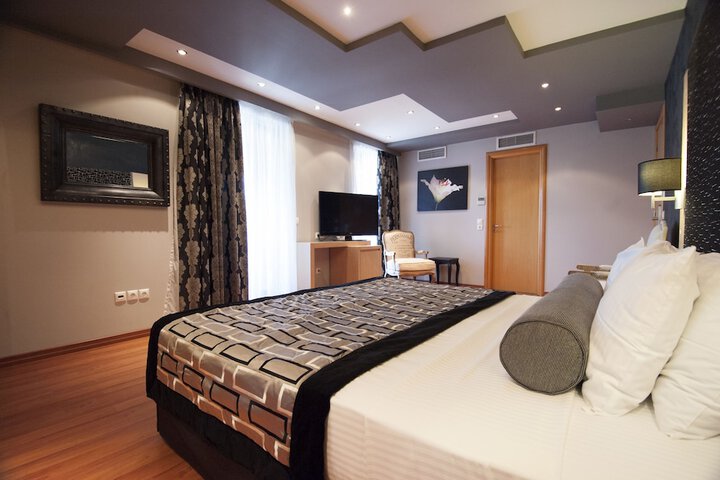 Room 7 of 44