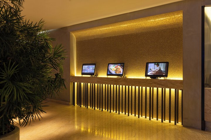 Lobby Entry