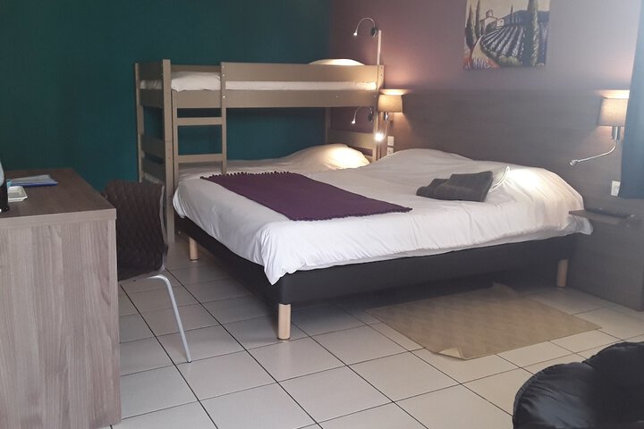Room 4 of 46