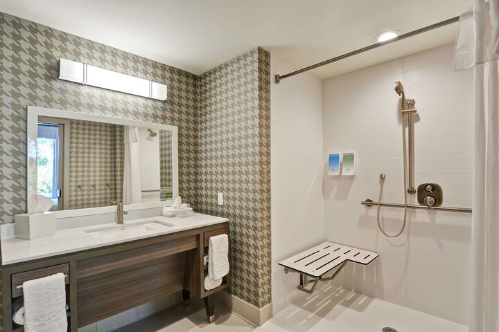 Bathroom shower