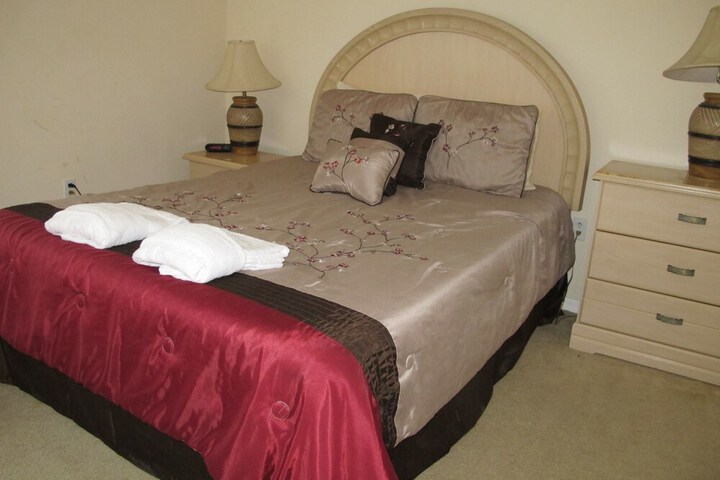 Room 2 of 47