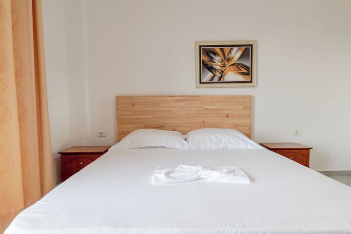 Room 43 of 81