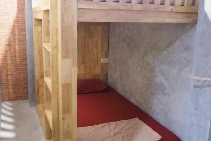 Room 18 of 47