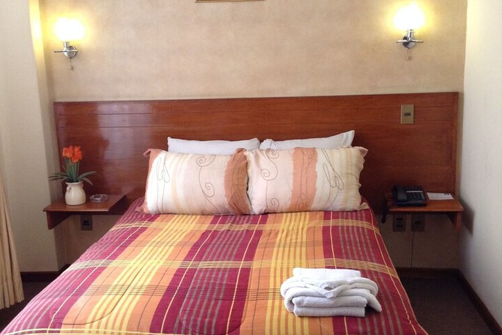 Room 4 of 20