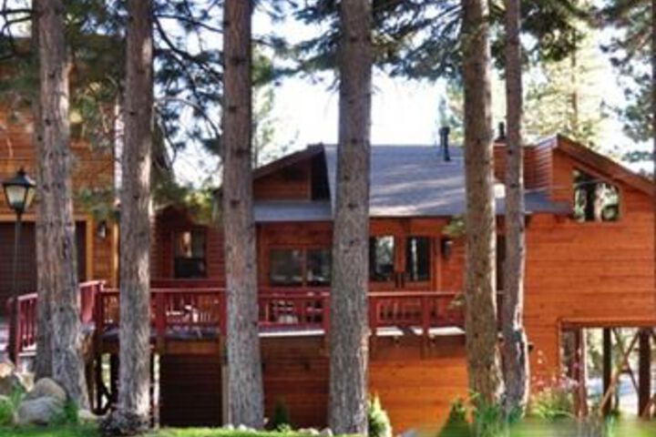 Exterior of Gorgeous Lake View Estate by RedAwning