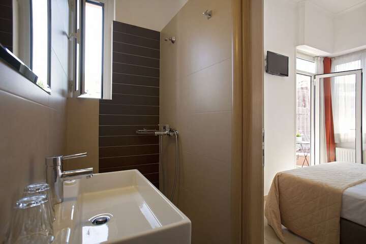 Clean Restrooms