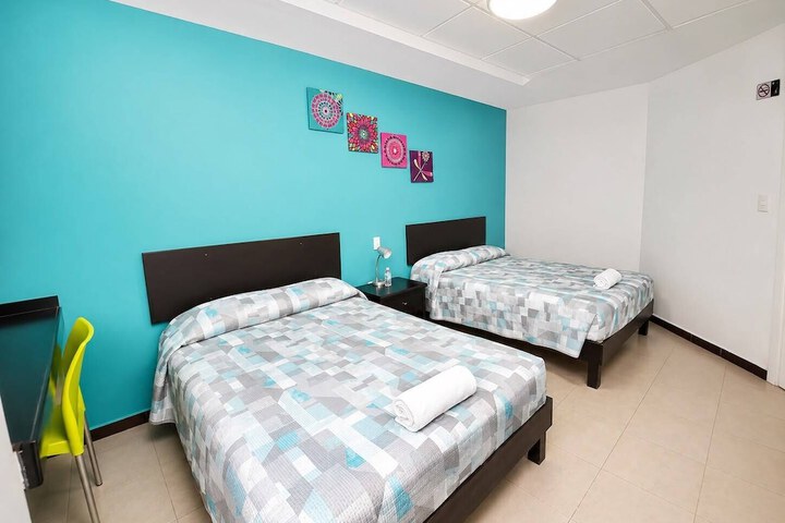 Room 8 of 15