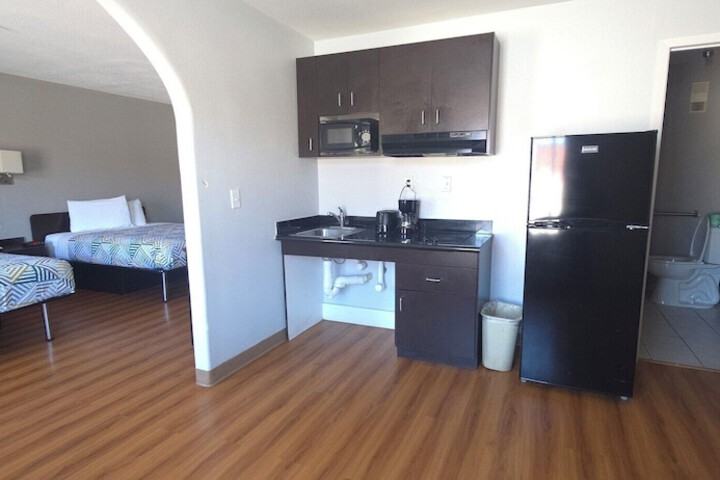 Room 9 of 23