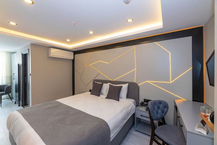 Room 6 of 41