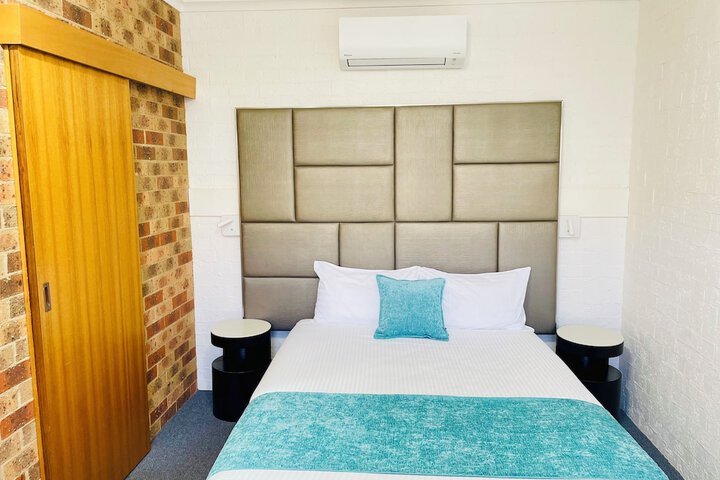 Room 54 of 111