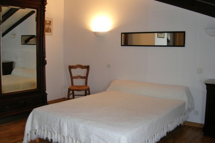 Room 18 of 40