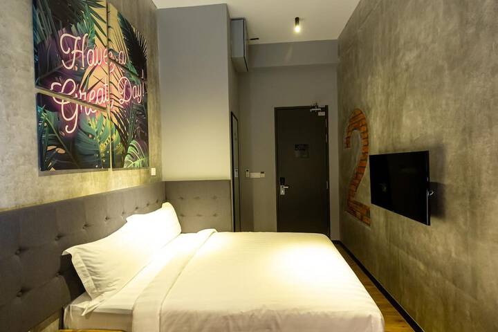 Room 19 of 45