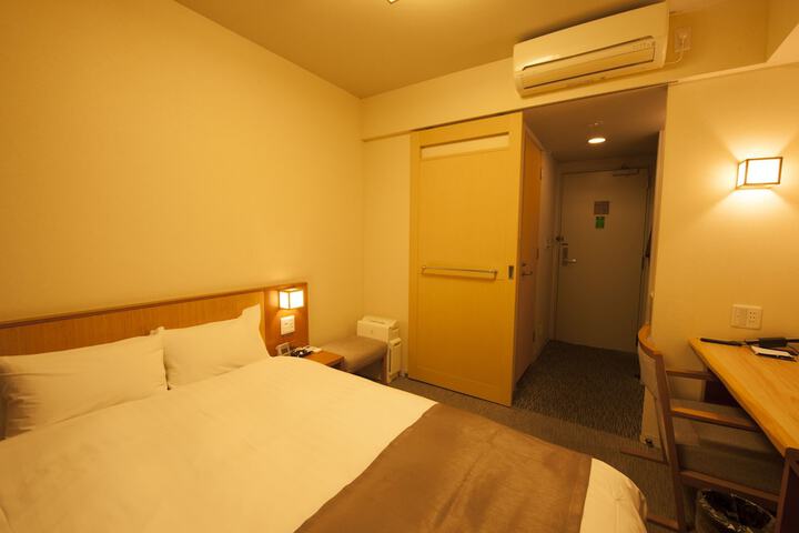 Room 11 of 57