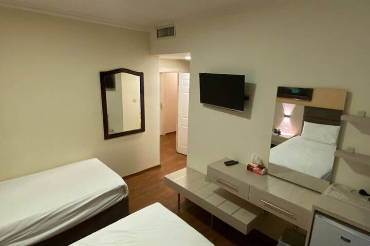 Room 15 of 46