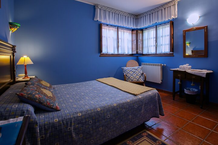 Room 3 of 63
