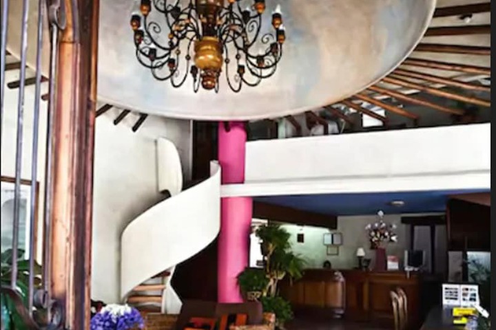 Lobby Entry