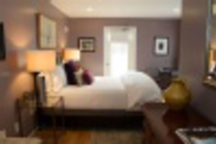 Room 376 of 396